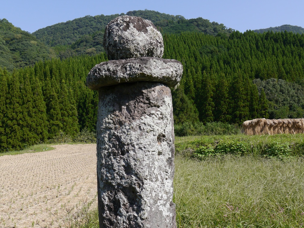 馬門橋手前の石碑