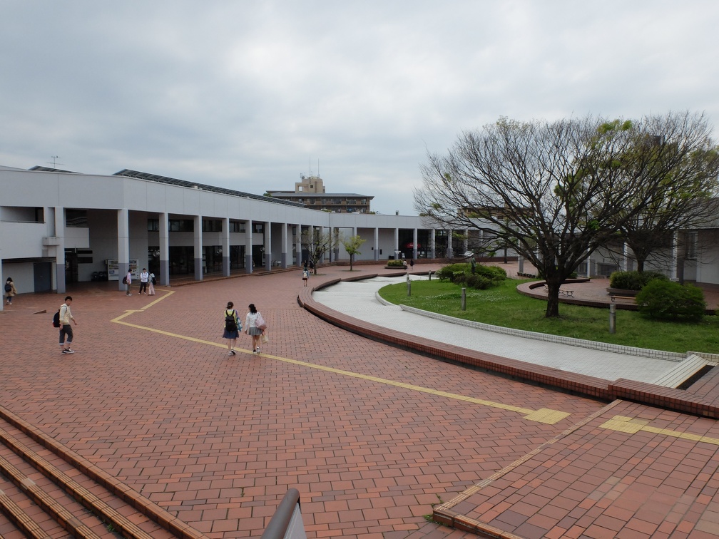 熊本県立大学